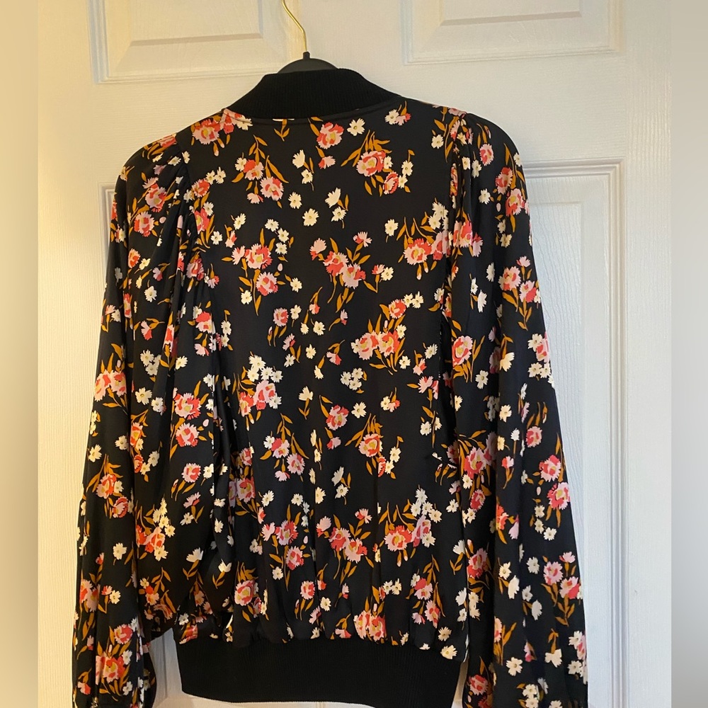 Bomber jacket - Picture 2 of 3